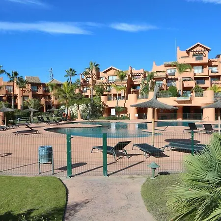 Apartment Garden Near The Estepona
